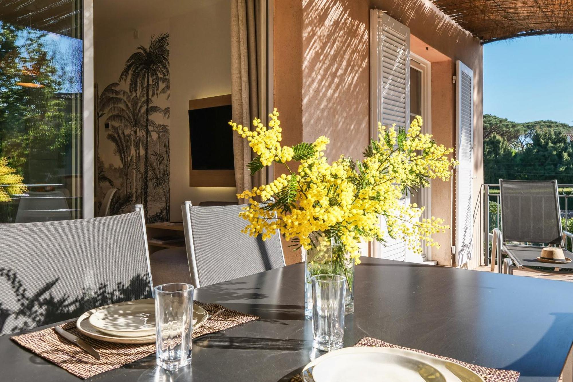 Appartement St Tropez Et A Pied Escale De Charme - 3 *
